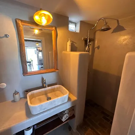 Rizes Mykonos - Folklore Farmstead * 阿诺梅拉