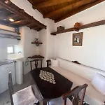 Rizes Mykonos - Folklore Farmstead