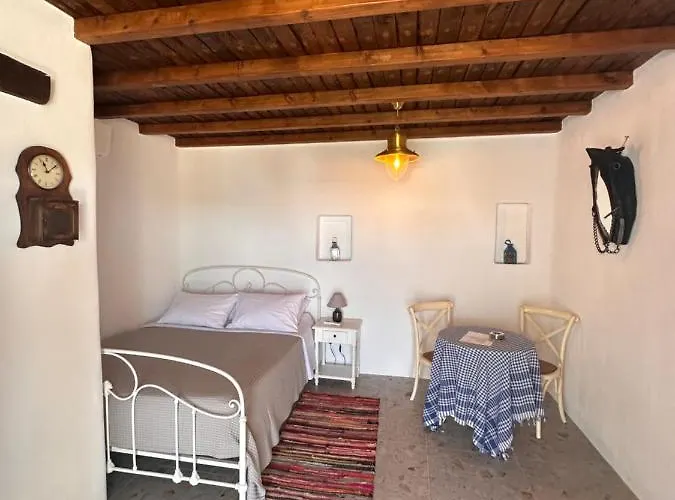 Rizes Mykonos - Folklore Farmstead * Ano Mera