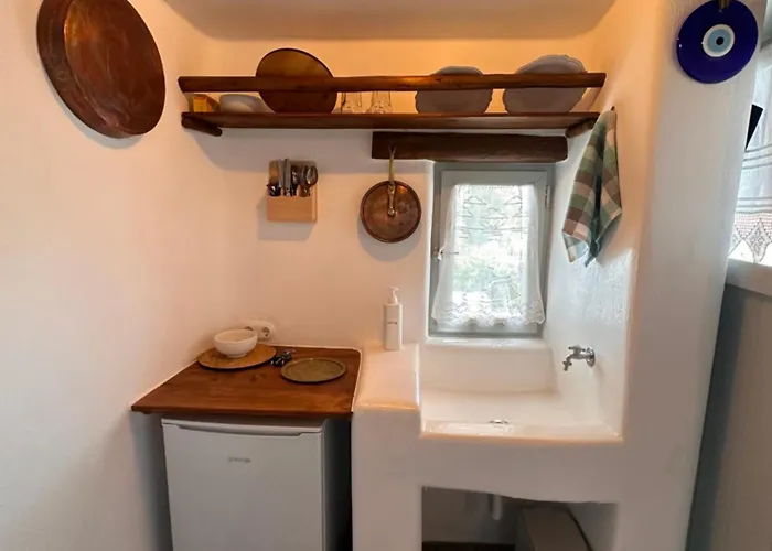 Rizes Mykonos - Folklore Farmstead Farm stay