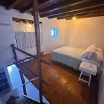Rizes Mykonos - Folklore Farmstead בית חווה אנו מרה