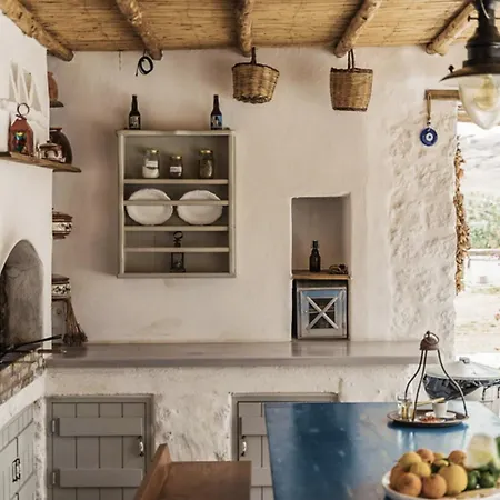 Rizes Mykonos - Folklore Farmstead Farm stay