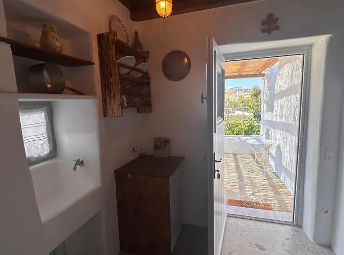 Rizes Mykonos - Folklore Farmstead