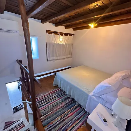 Rizes Mykonos - Folklore Farmstead